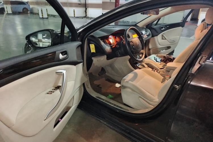 Used Citroen C5 2014 2.0L Automatic Zunyue Model