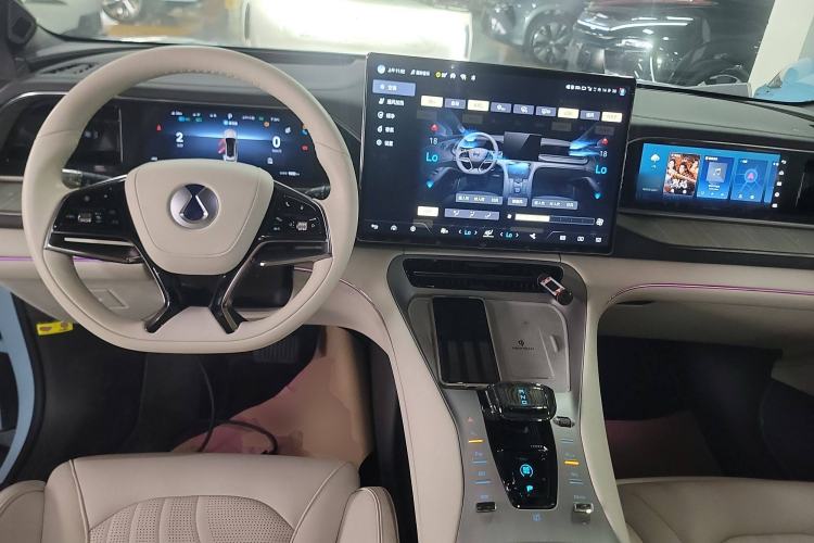 Used Denza N7 2023 Long-Range Performance Edition
