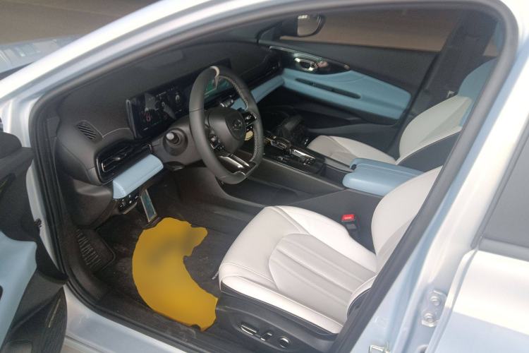 Used GAC Trumpchi EMPOW 2023 Shadow Leopard H Smart Hybrid Edition