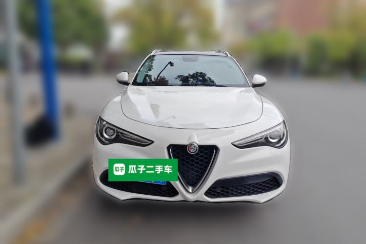 Used Alfa Romeo Stelvio 2017 2.0T 200HP Luxury Edition
