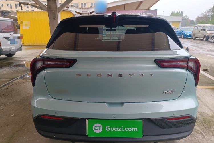 Used Geometry E Firefly 2022 401 km Linglong Tiger 4 Seats Rear