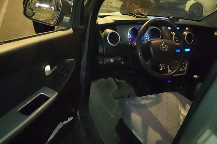 Used CHANGAN KAICHENG Ounuo S 2012 1.3L Base Version Driver Seat