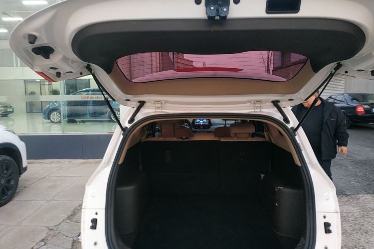 Used Baojun 310W 2017 1.5L Manual Comfort Version China V