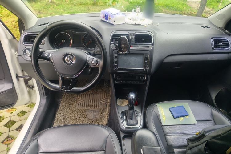 Used Volkswagen Polo 2016 1.6L Automatic Luxury Model