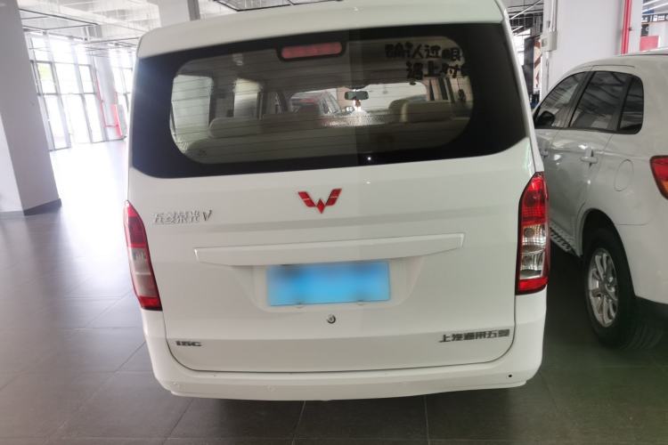 Used Wuling Rongguang V 2018 1.5L Standard Version
