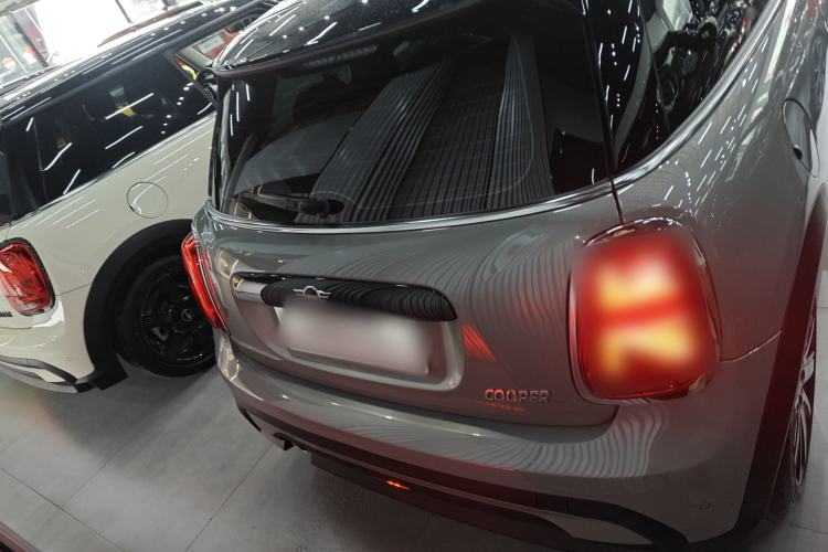 Used MINI MINI 2022 1.5T COOPER Artist
