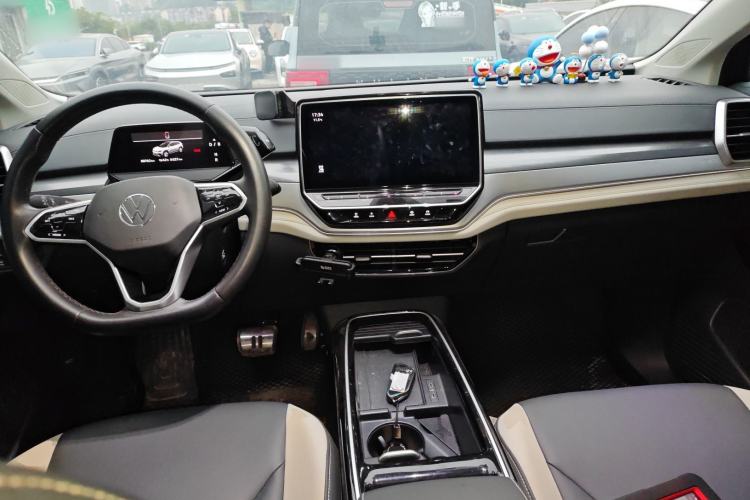 Used Volkswagen ID.6 CROZZ 2021 Long-Range PURE+ Edition