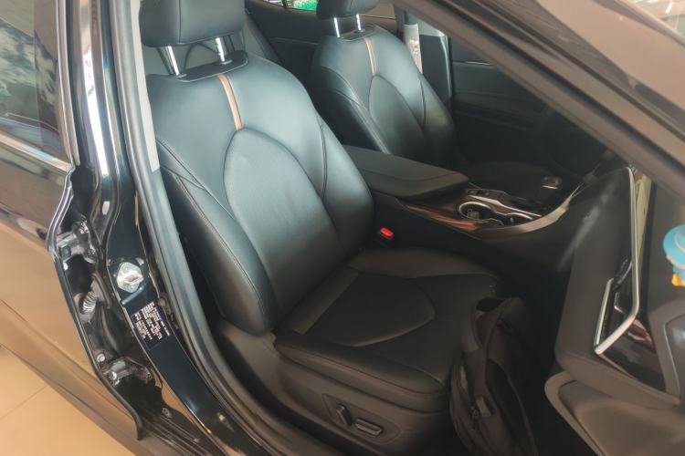 Used Toyota Camry 2019 Revised Version 2.0G Luxury Edition Right Front Seat
