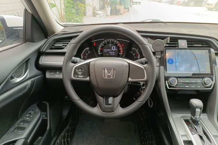 Used Honda Civic 2016 180TURBO CVT Comfort Version
