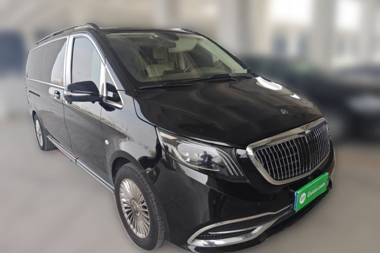 Used Mercedes-Benz Vito 2021 2.0T Business Version 7 Seats Front Right 45 Deg