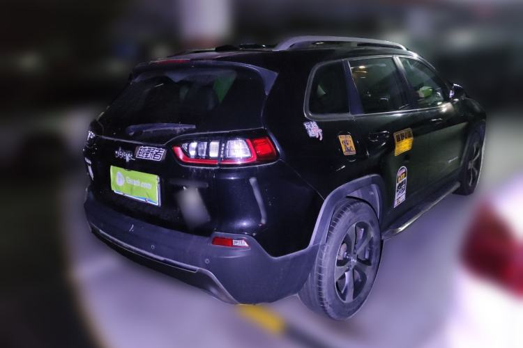 Used Jeep Cherokee 2019 2.0T Two-Wheel Drive Smart Enjoyment Version China VI