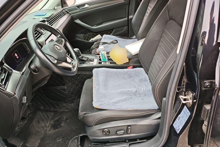 Used Volkswagen Magotan 2020 330TSI DSG Luxury Edition Left Front Seat