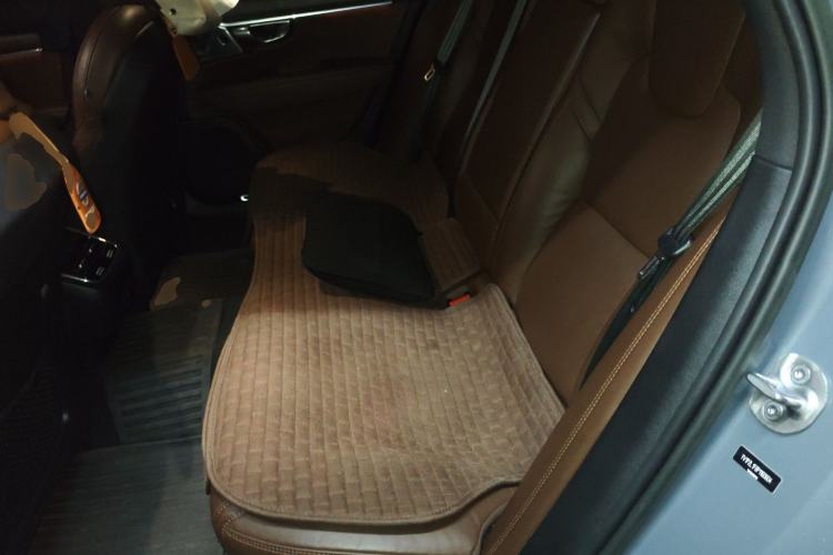 Used Volvo V90 2023 Cross Country B5 AWD Prestige Edition Left Rear Seat