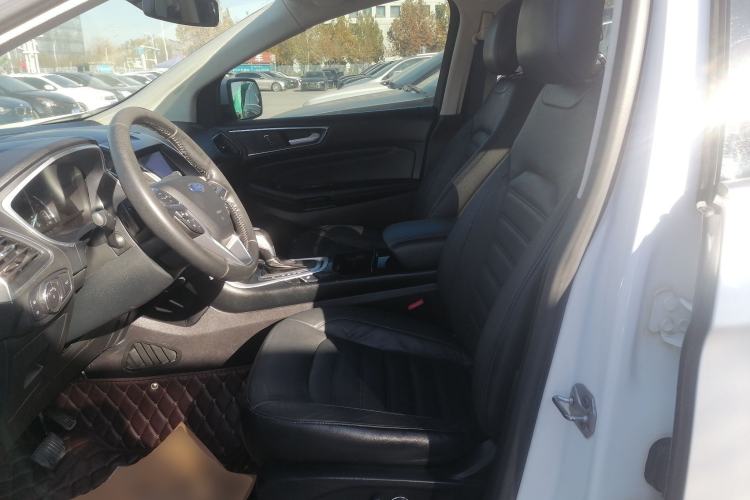 Used Ford Edge 2017 EcoBoost 245 Two-Wheel-Drive Sporty 7-Seater
