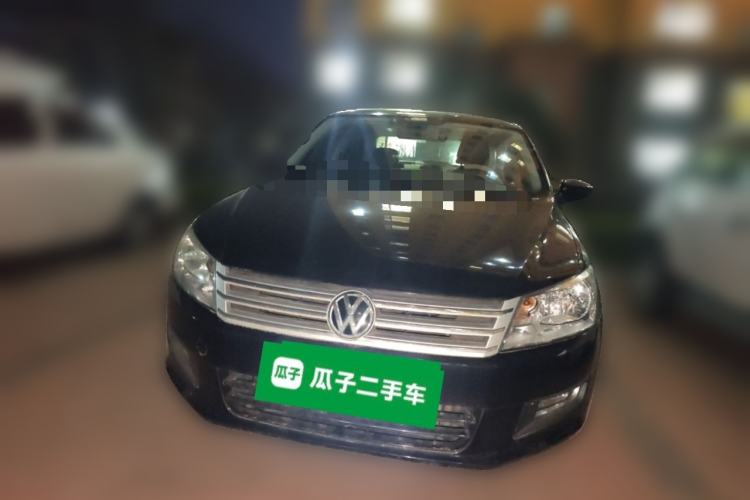 Used Volkswagen Santana 2015 1.6L Automatic Comfort Edition Front