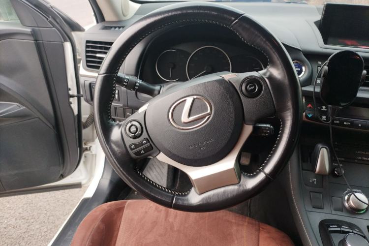 Used Lexus CT 2014 CT200h Comfort Edition Monochrome