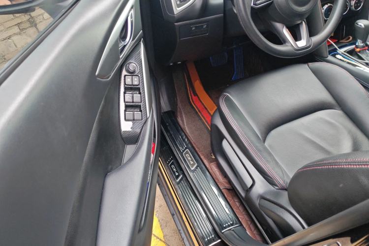 Used Mazda CX-4 2018 2.0L Automatic Two-Wheel Drive Blue Sky Dynamic Version China V Standard
