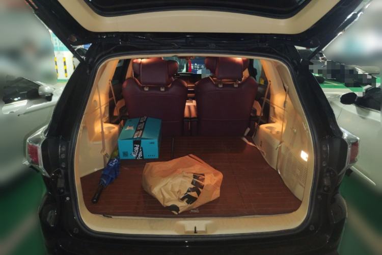 Used Toyota Highlander 2015 2.0T Four-Wheel Drive Elite Edition 7-Seater
