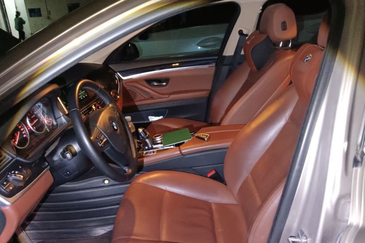 Used BMW 5 Series 2014 520Li Elegant Model
