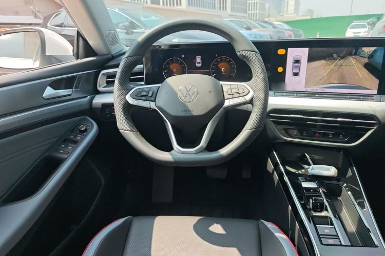 Used Volkswagen Lamando 2024 Lavida L 280TSI DSG Cool & Spicy Edition Steering Wheel