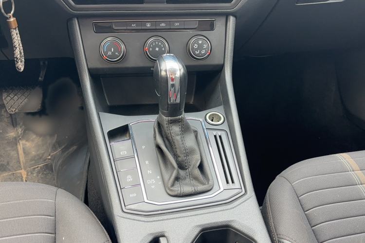 Used Volkswagen Lavida 2019 280TSI DSG Comfort Edition China VI standard Gear Lever