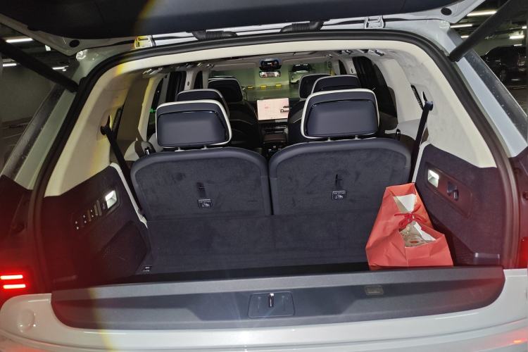 Used Zeekr 9X 2025 Max Edition
