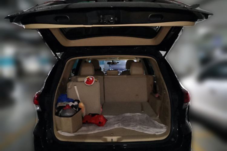 Used Toyota Highlander 2018 2.0T Two-Wheel Drive Elite Edition 7 Seats Emission Standard China V
