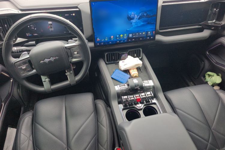 Used Formula Leopard 8 2025 Smart & Brave Flagship Edition 7 Seats