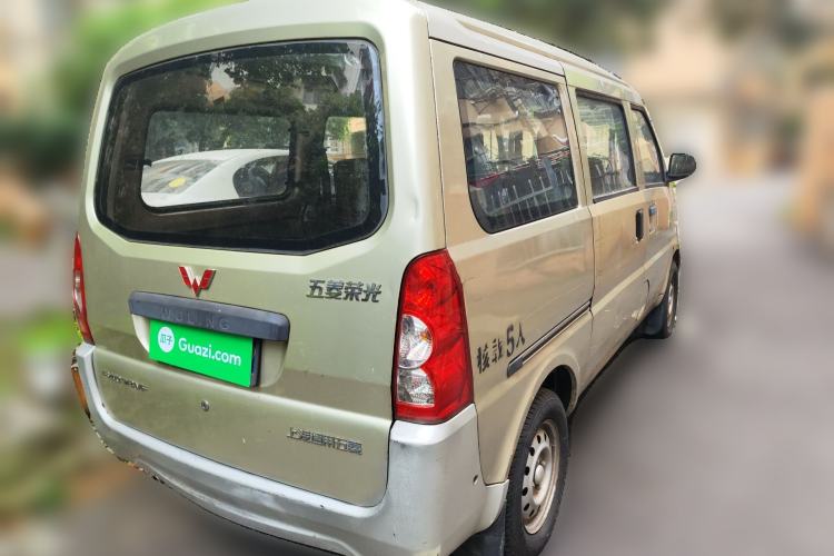 Used Wuling Rongguang 2011 1.2L Base Version
