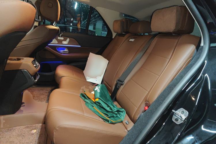 Used Mercedes-Benz GLE 2025 GLE 450 4MATIC Fashion Edition Left Rear Seat