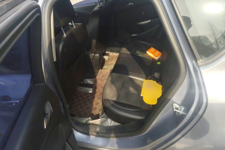 Used Buick GT 2010 XT 1.6L Automatic Fashion Edition