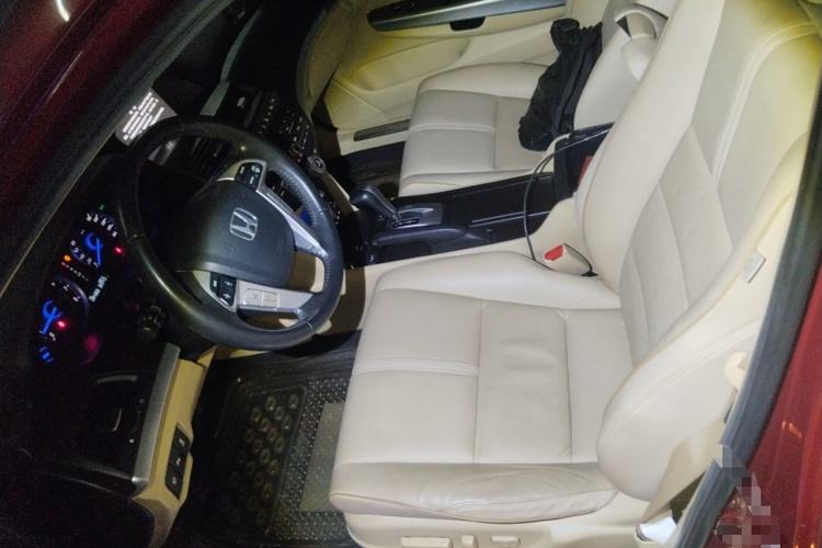 Used Honda Crosstour 2012 2.4L Luxury Edition
