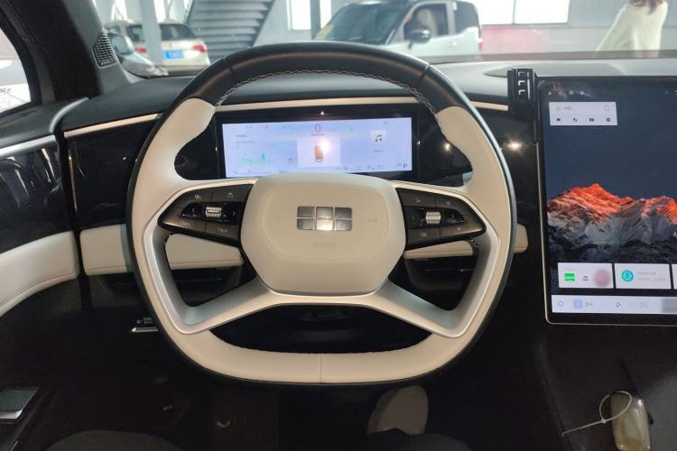 Used Geely Galaxy L7 2024 1.5T 115 km PLUS Dragon Edition