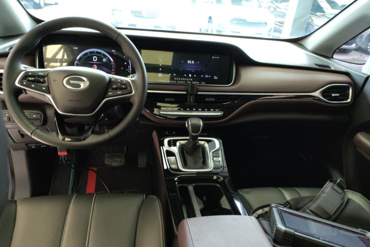 Used GAC Trumpchi M6 2023 PRO 270T DCT Luxury Edition