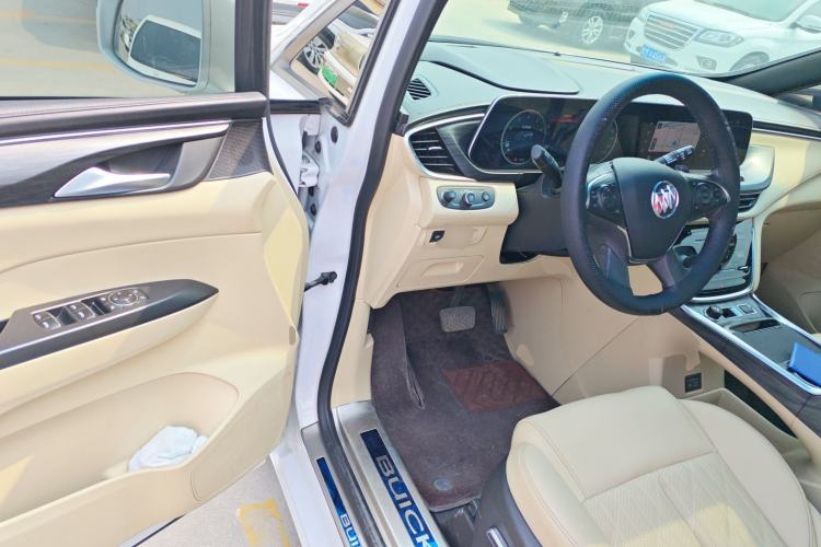 Used Buick GL8 2022 ES Land Cruiser 653T Luxury Model
