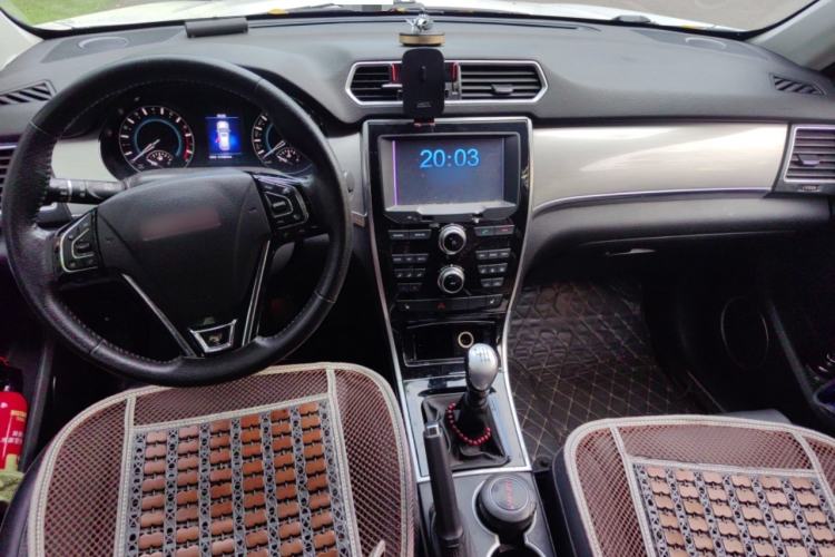 Used Haval H2 2014 1.5T Manual Two-Wheel Drive Elite Edition
