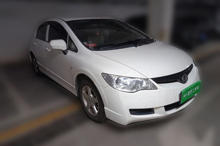 Used CIIMO 2015 1.8L Automatic Comfort Edition

