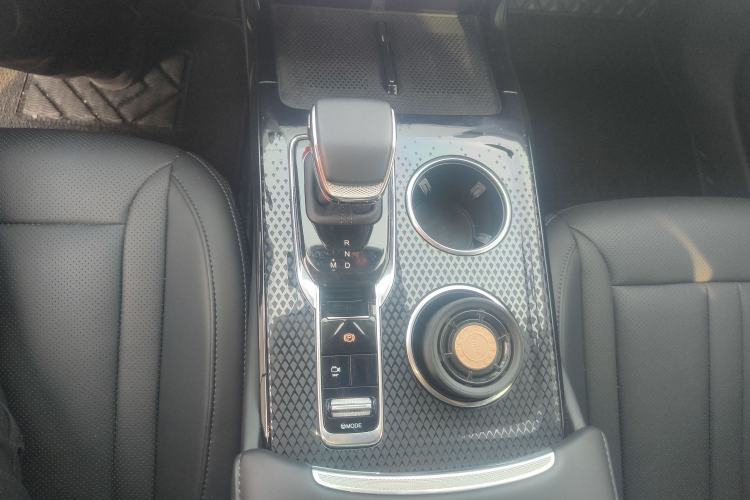 Used Hongqi HS3 2023 1.5T Two-Wheel Drive Shanwei Edition
