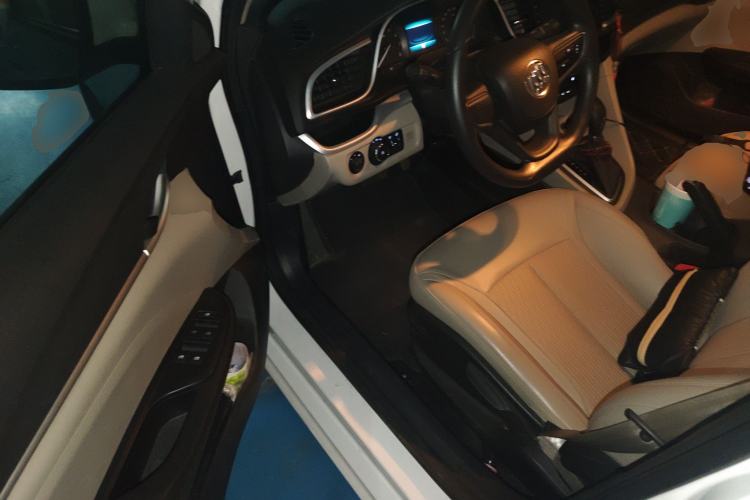 Used Buick GT 2017 15N Automatic Elite Version