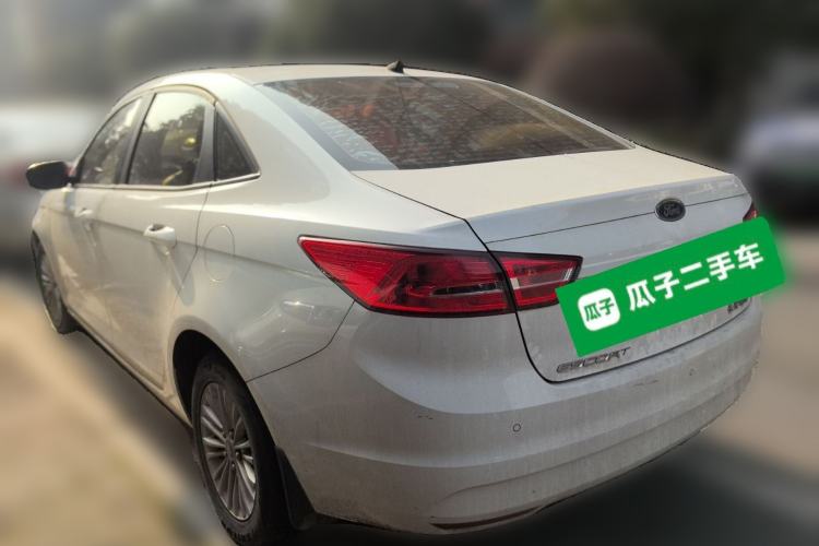 Used Ford Escort 2015 1.5L Manual Comfort Model
