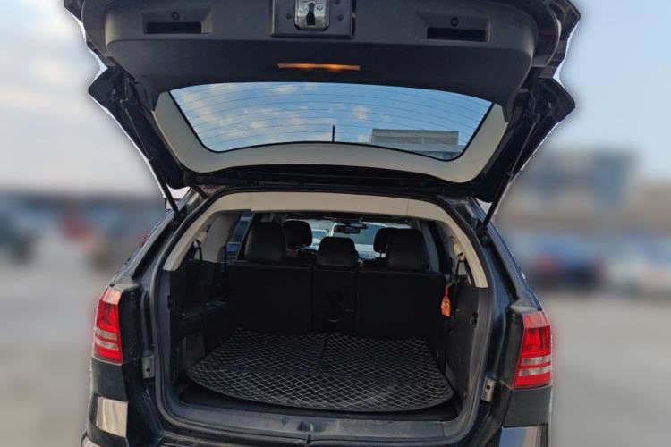 Used Dodge Journey 2010 2.7 Trunk