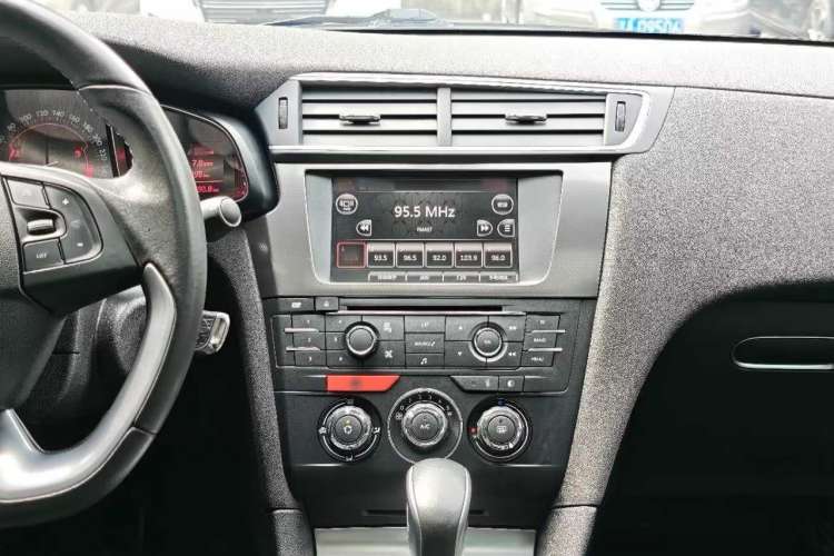 Used DS 5LS 2016 1.6T Style Edition THP160