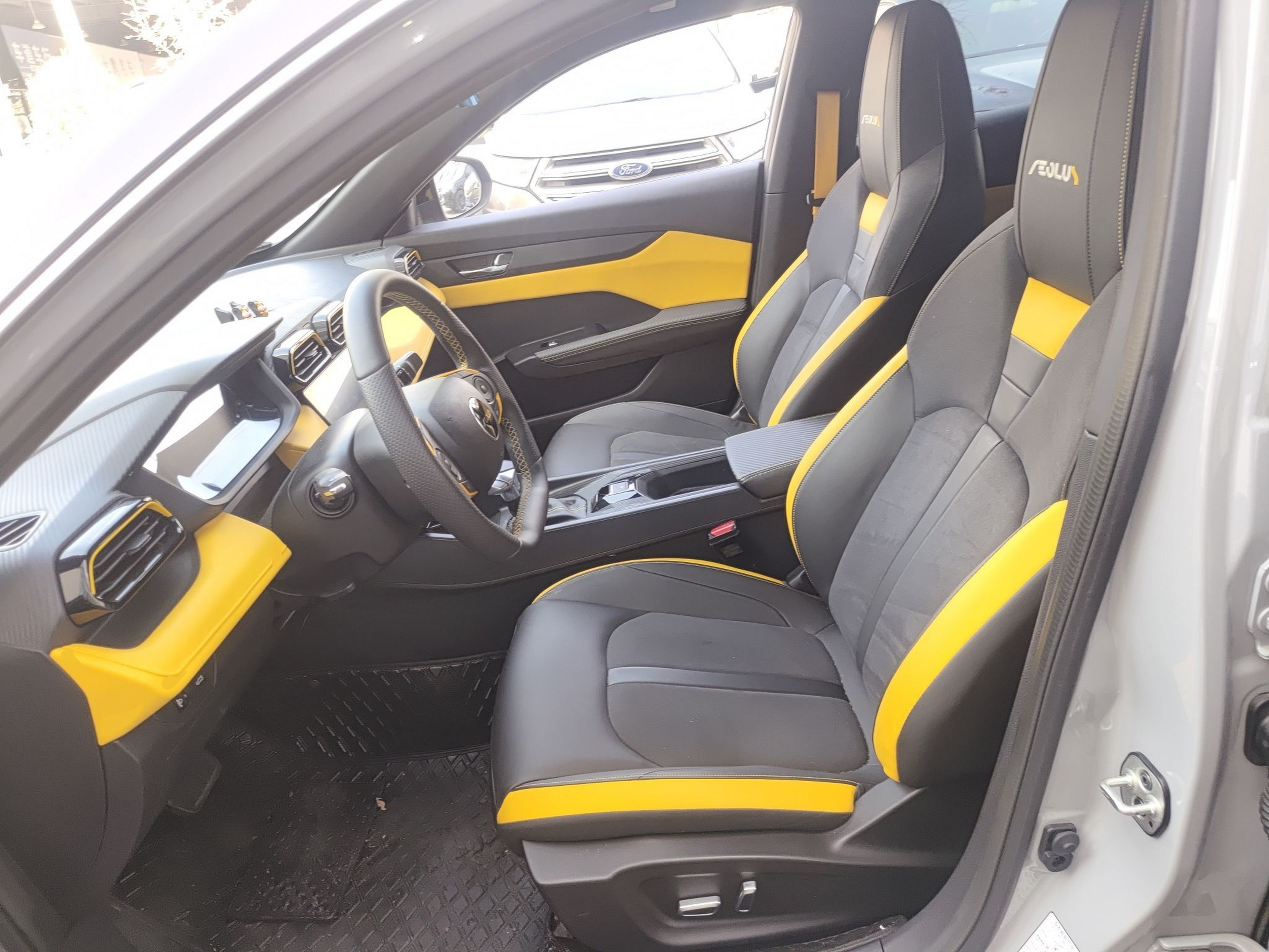 Avant de la voiture
