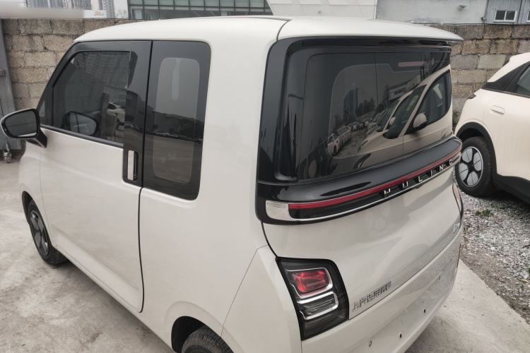Used Wuling Air ev 2023 - Four Seats - Standard Edition