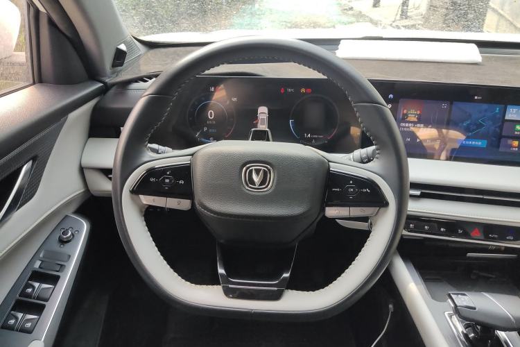 Used CHANGAN CS75 PLUS 2023 3rd Generation 1.5T Automatic Pilot Model Steering Wheel