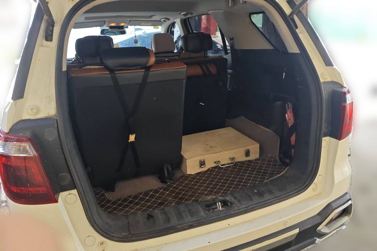 Used Oshan CX70 2016 1.6L Manual Luxury Model