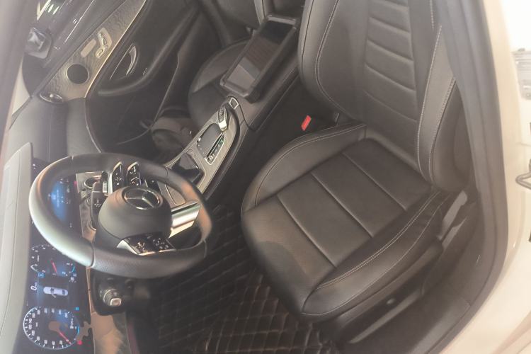 Used Mercedes-Benz E-Class 2021 E 300 L Sporty and Stylish Model
