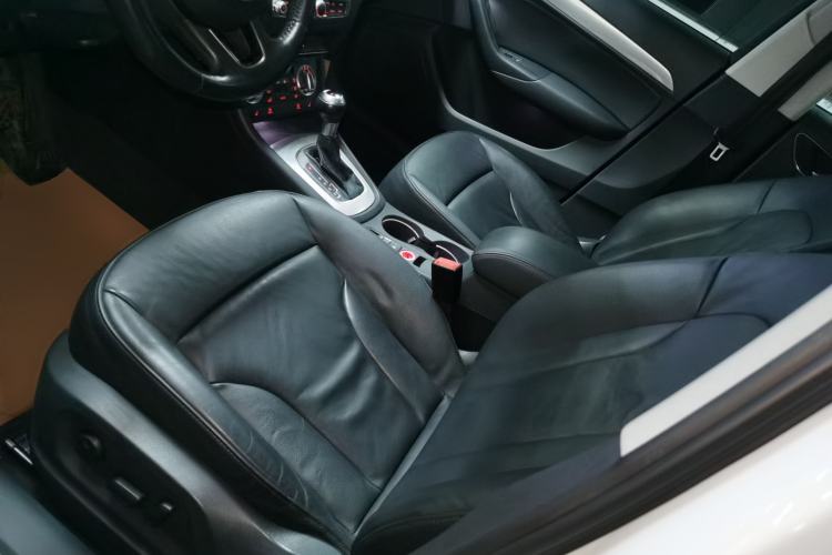 Used Audi Q3 2015 35 TFSI Comfort Model