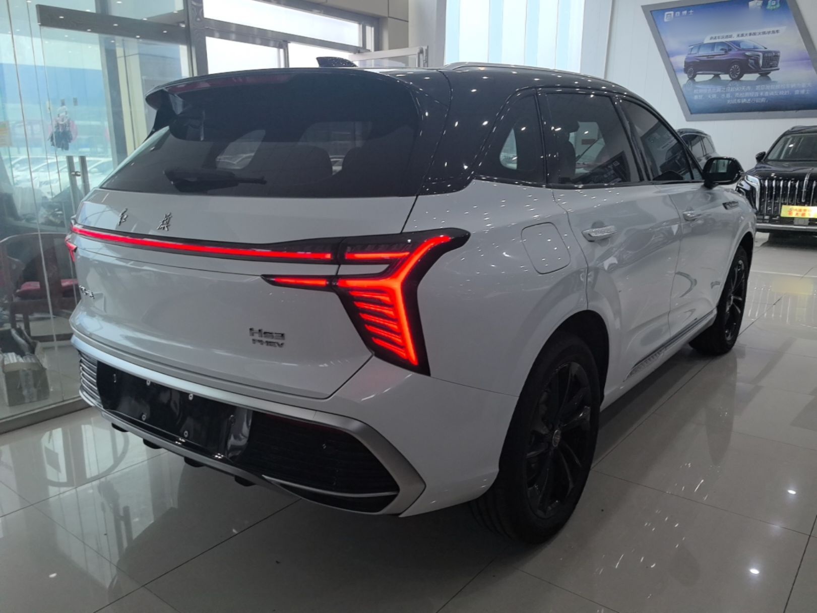 Hongqi HS3 PHEV 2025 Model PHEV 117km Jingwei PLUS Edition — снимка 6
