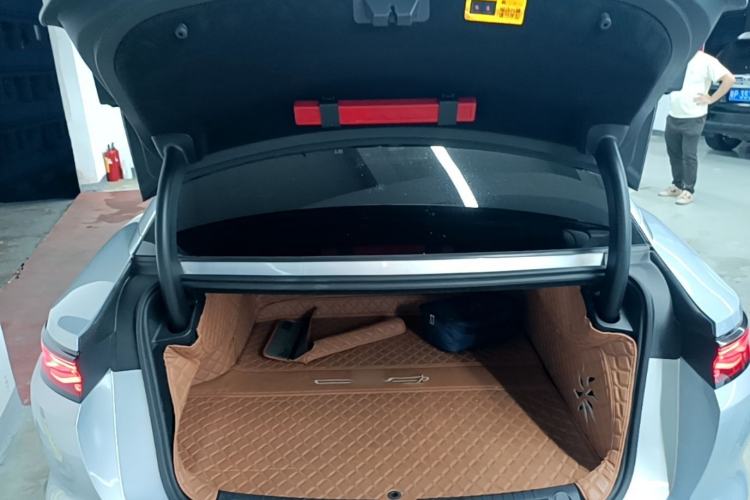 Used BYD Han L 2025 EV 701 km LiDAR Flagship Edition